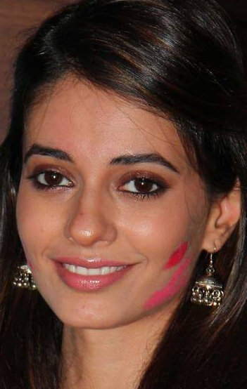 Ayesha Khanna