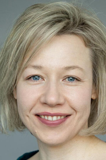 Анна Швол