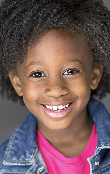 Ava Augustin