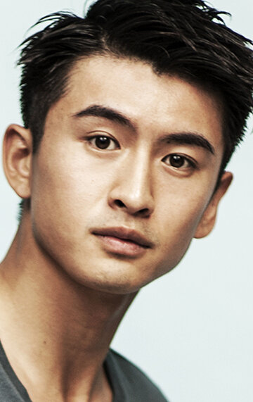 Yunlong Zhang