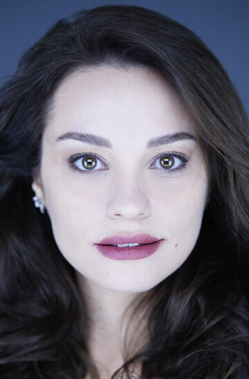 &Ouml;zge Sezince