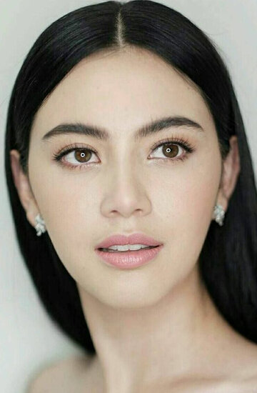 Davika Hoorne