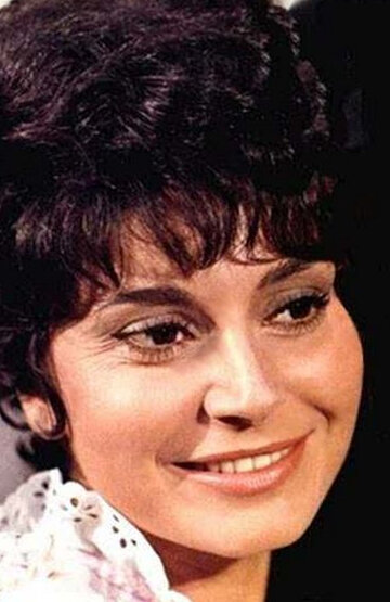 Evelyne S&eacute;l&eacute;na