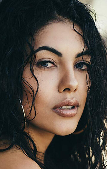 Suraya Santos