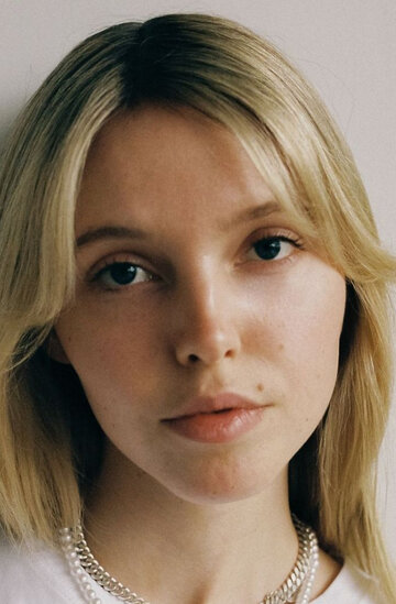 Lina Larissa Strahl