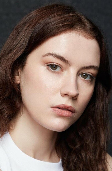 Isabelle Connolly