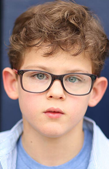 Гэвин МакХью